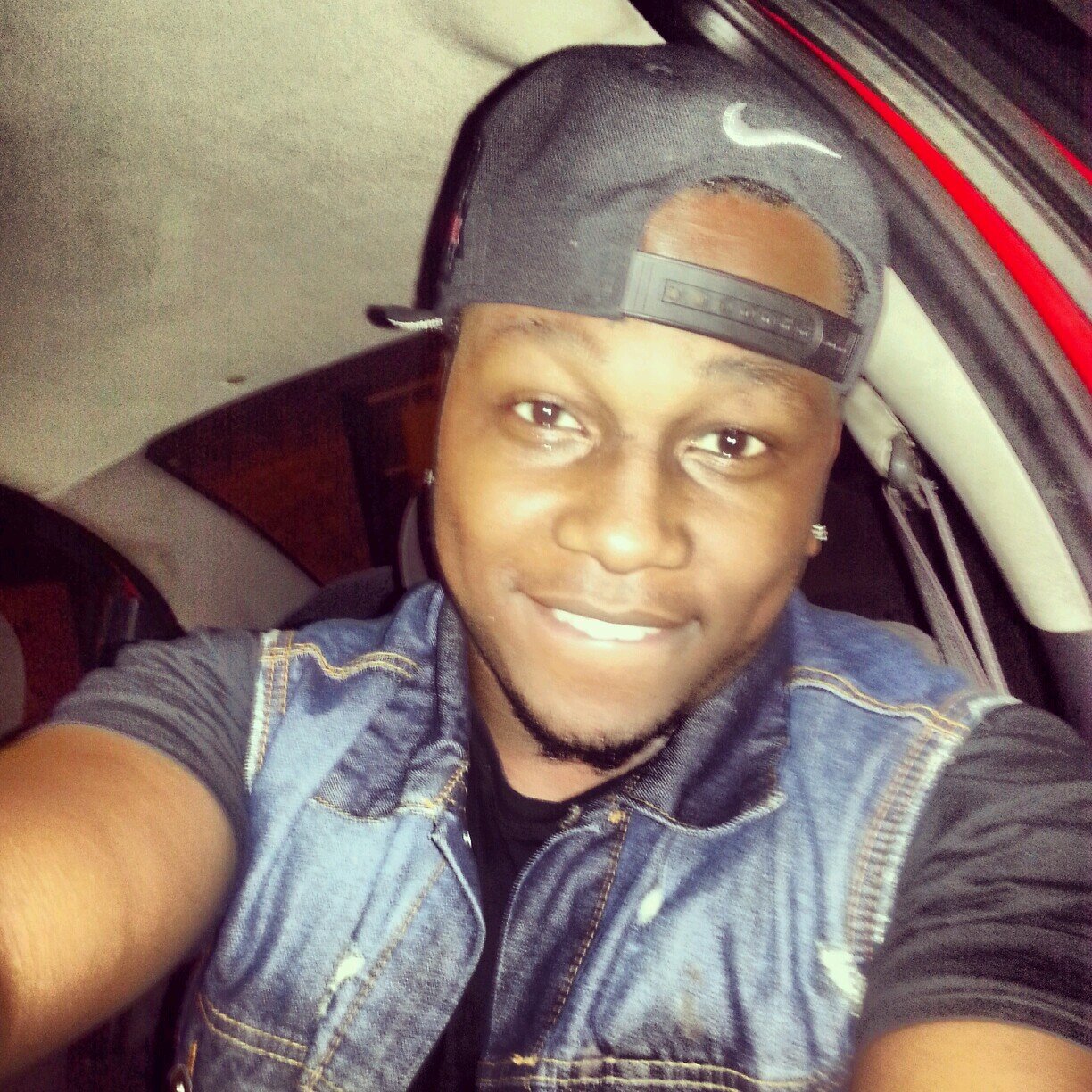 God 1st, Fatherhood, Living life with no regrets. Follow me