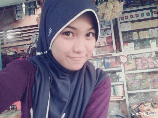 I love my family♥my best friend❤ ♥@dhearamon♥@chairunniisaa1♥ ♥@salsa_dila13♥