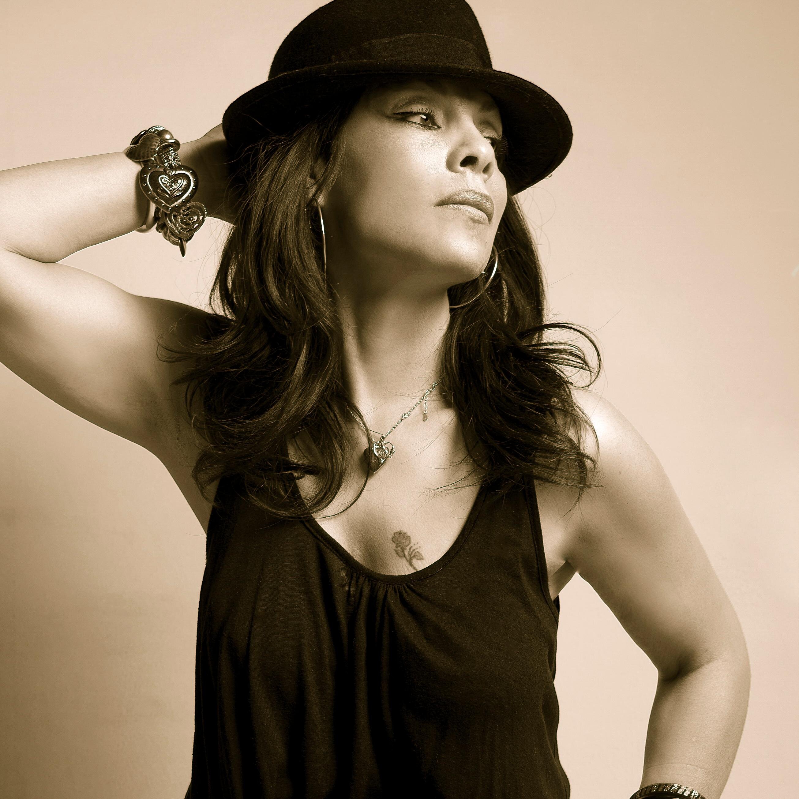 DilyndaMusic's profile picture. Artist - Singer - Songwriter - Performer