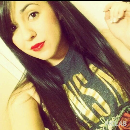 22. I have a job. In love with my boo. mother of 3 furr children. Dr. Pepper is my favvv draaank.