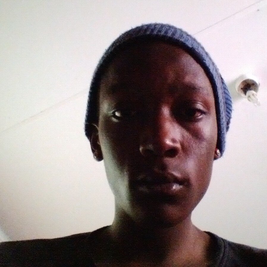Chilled dude,shy,like hanging out a skater n a stoner got mad love for computer,hate people who put themselves 1st in everything,friendly so yeah fvck it