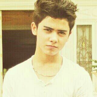 Di follow ya twitter ane yg baru @nisa2062... @oktotreis ...