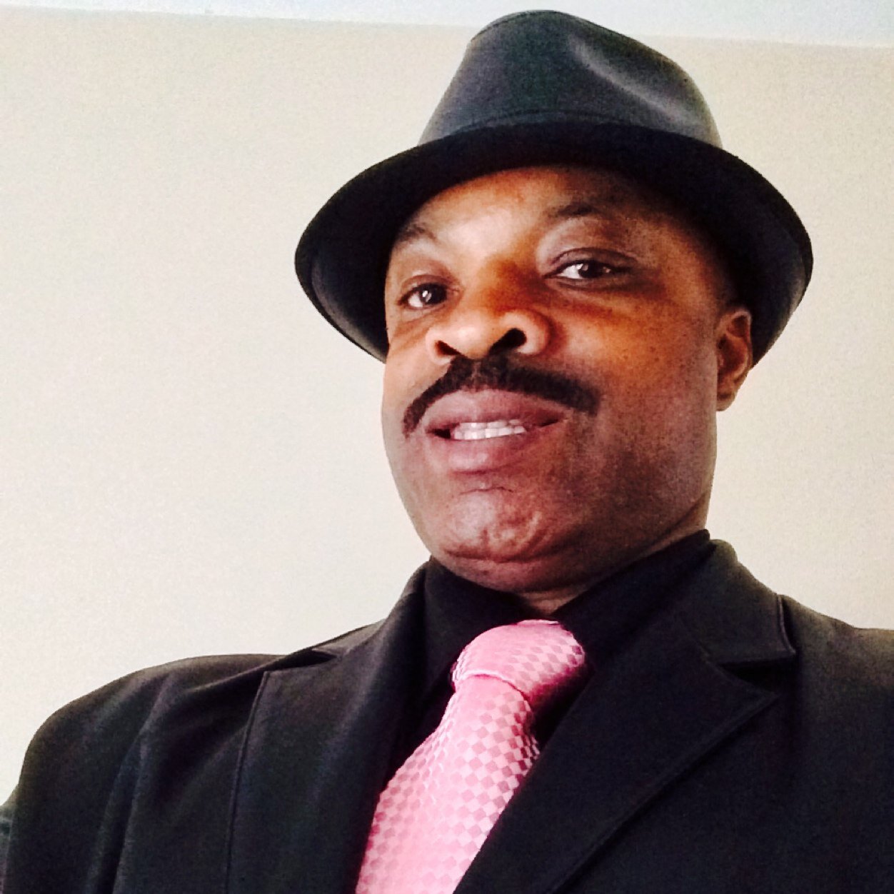 stokes_uzell's profile picture. 