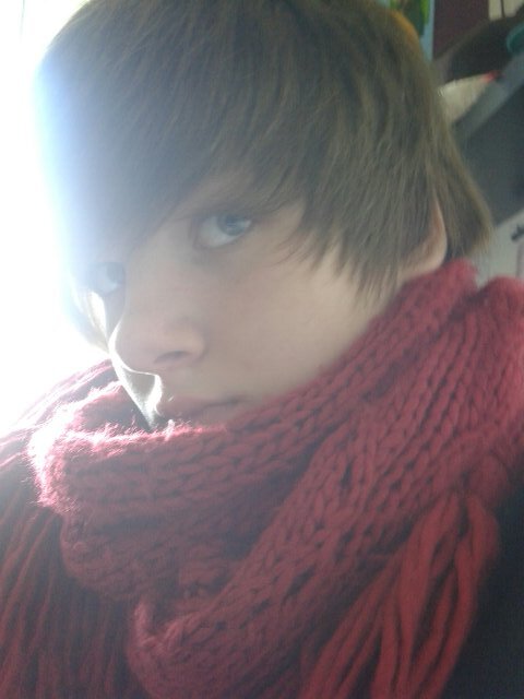 Hey I'm 14 and i love bands and anime