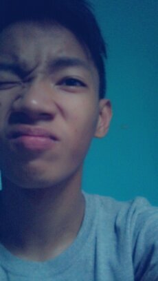 Guitarist | Skater | Drummer | Loner :( | Food lover | Cat lover | Blue lover | 7th November ♡