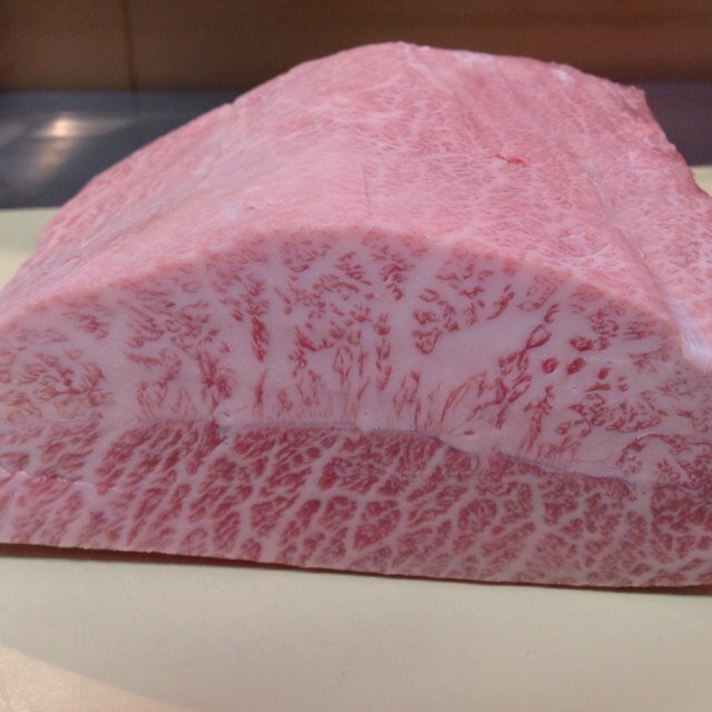七輪で焼く本格炭火焼肉!!