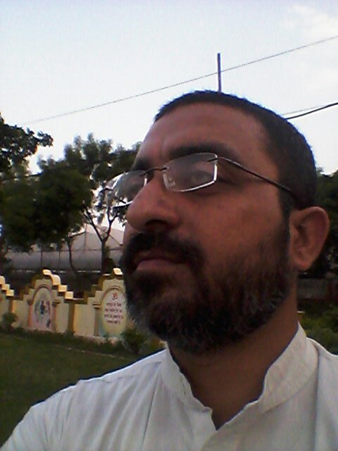 RajatTaneja9300's profile picture. Tumsa na koi jahan mai............