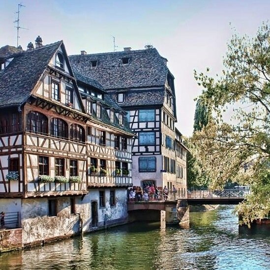 Toute l'actu de Strasbourg, événements, sorties, bon plans, nouveautés, news ... Partagez vos infos avec @StrasALaLoupe ! #Strasbourg #StrasALaLoupe