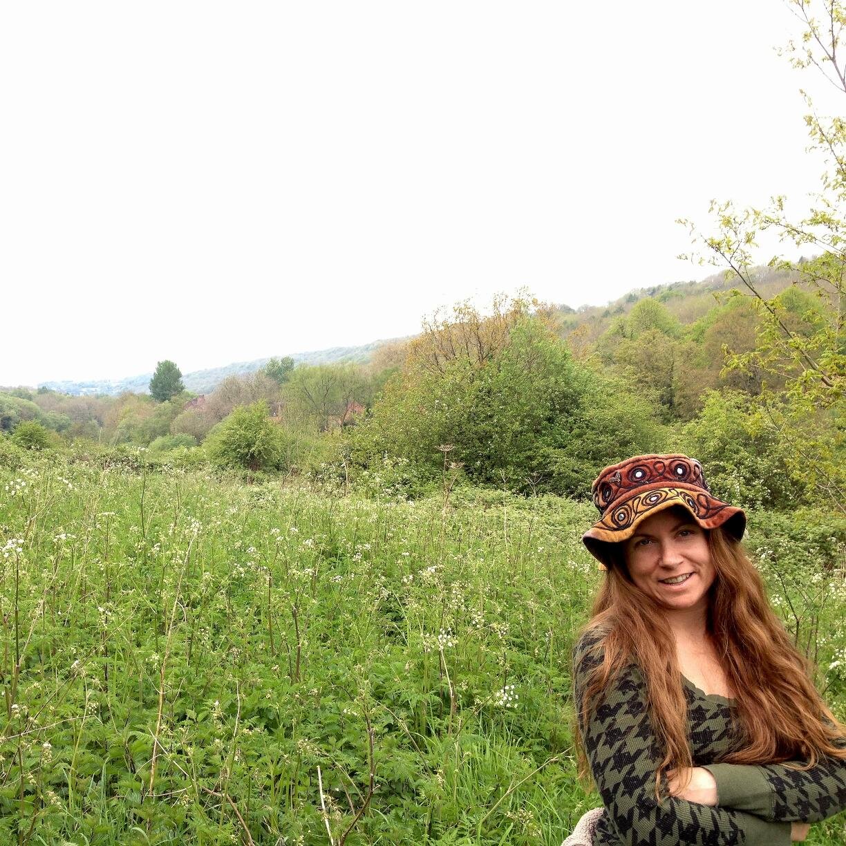 KentuckyHolly's profile picture. Vigilante Batwoman, Kentucky Holly's Front Lady, Bellydance Queen & Protector of cats. Will perform for secrets of the Universe.