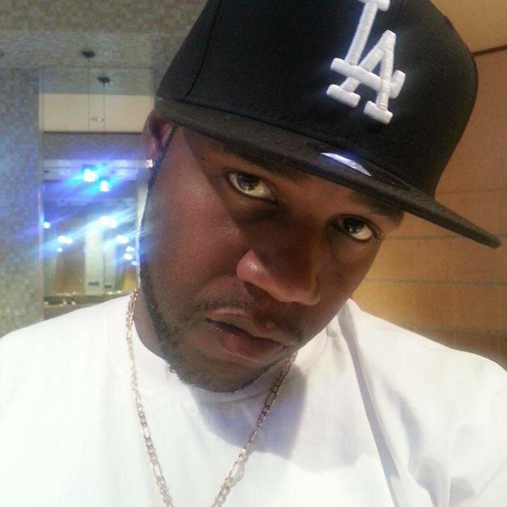 Dkw198717's profile picture. 