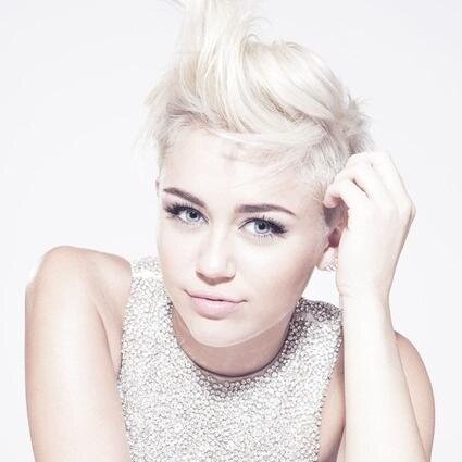 #MİLEYCYRUS #mileybangerz https://t.co/GooBaVCmdC  like