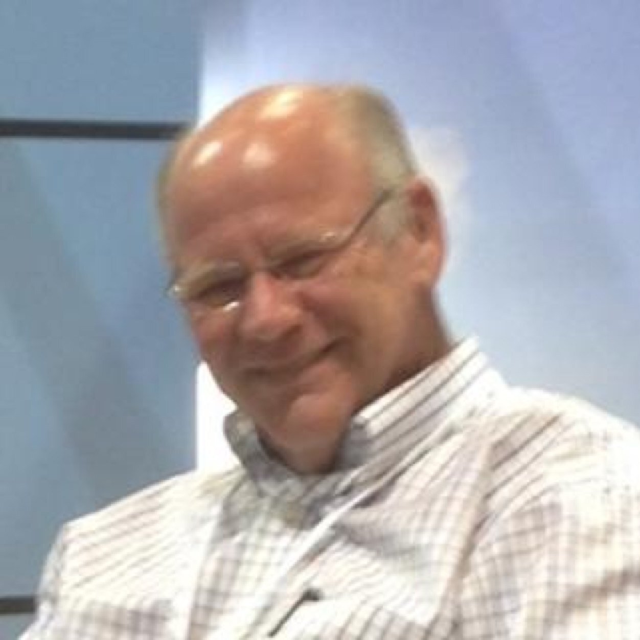 rjh319's profile picture. 