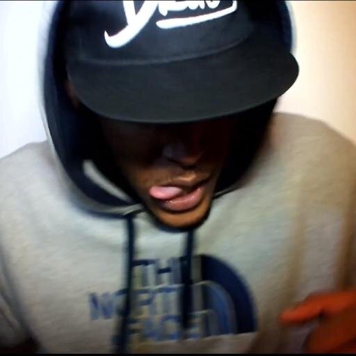 Dendinero75's profile picture. Miles Hendrix, Jimi Davis // Psychonaut & Expert en ingénierie sociale // papimidaddy@gmail.com