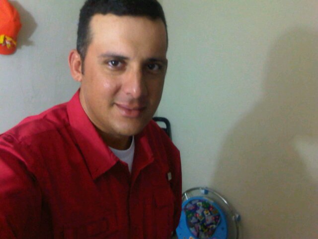 INGENIERO EN HIGIENE Y SEGURIDAD LABORAL, Y T.S.U. en Higiene y Seguridad Industrial 100X100 SOCIALISTA. CRISTIANO Y CHAVISTA de los TIBURONES DE LA GUAIRA