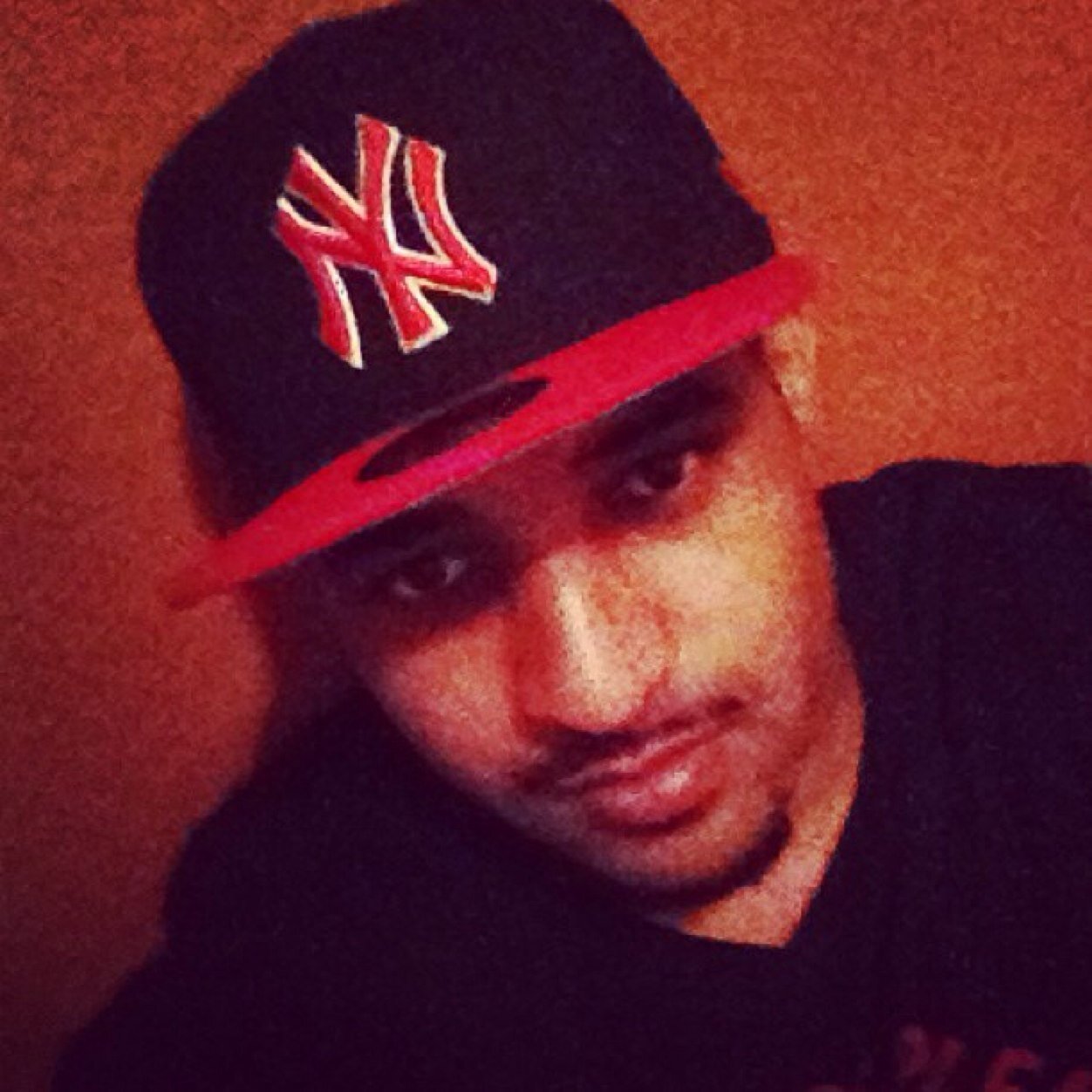 dubj160's profile picture. Hardly ever use twitter, better late than never to make a change. So I'm giving twitter a shot, finally.