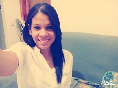 yeleeenis's profile picture. Dicen que el tiempo lo borra todo... pero hay veces que se ha escrito con tinta invisible y aunque no se vea sigue estando ahí, intacto, como el primer día.