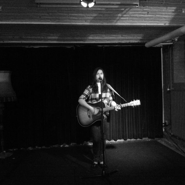 A dutch singer songwriter with big dreams
