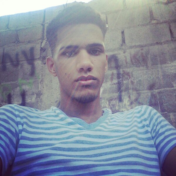 ThePredicado's profile picture. En Realidad Uno Solamente Se Enamora Una Sola Vez En La Vida