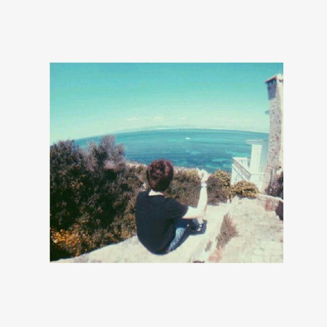 derrochedesuaj's profile picture. dotdotdot