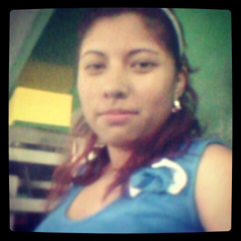 Y abraza me y aprietame……