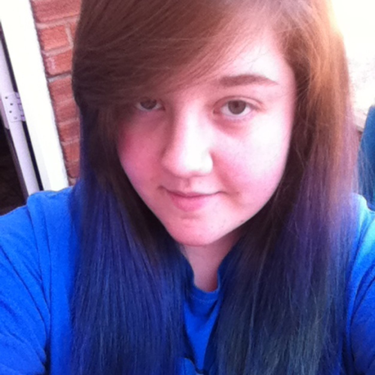 Obessed with Pop punk…ATL. ADTR.AA.FIR. yashin.BTF.TA.PTV etc met SWS (best day ever) i follow back and....yh..