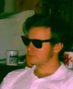 popcrawl's profile picture. "Nur zum Mitlesen hier". Und sonst: Journalist, Texter, Ex-Editor-in-Chief INTRO Magazin, Dipl. Ku. Wi. und so ...