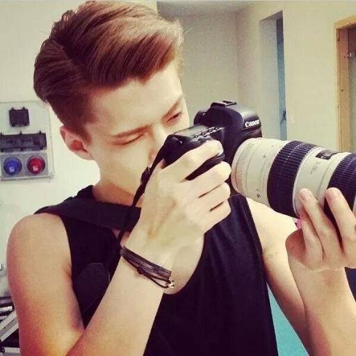 just chillin'. Kris' galaxy meimei. B.A.P and EXO fan. Sehun. Kai. Daehyun. Yongguk are my 3
