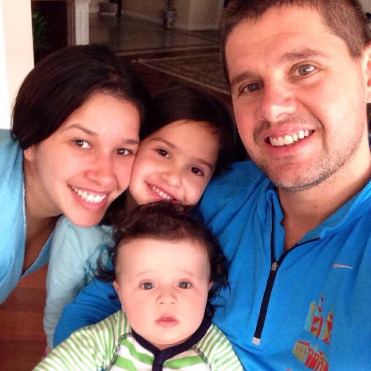 Marido, Pai, Amigo! Trabalho, Brinco, Cozinho, Corro e Twitto... Tô no mundo!
