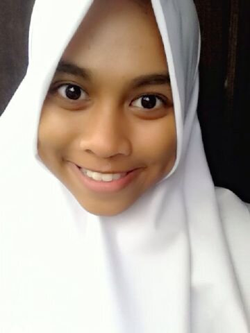 Siswi MAN 2 Model Banjarmasin Kelas X F| Ig: silviaoktrn Follow @Silviaoktrn