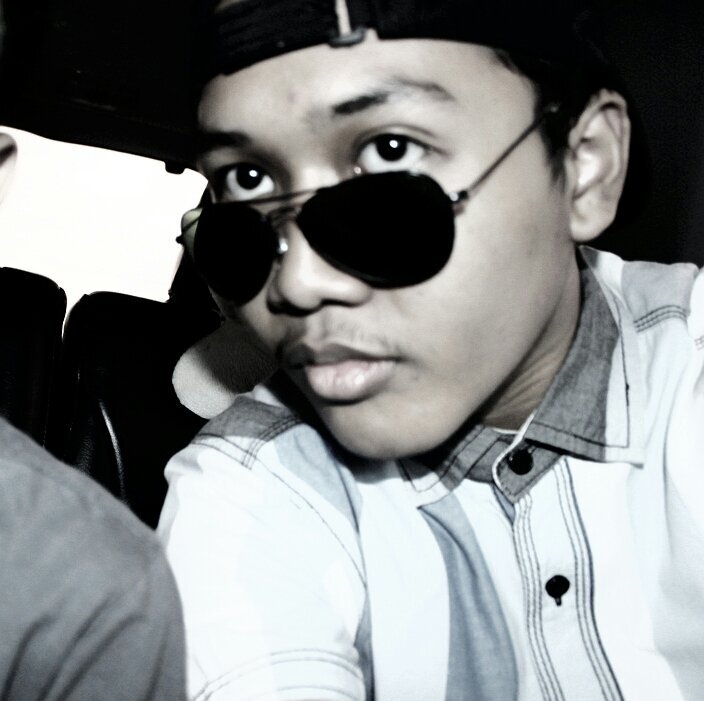 |  tomblowers~  |