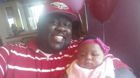 Loving & Living Life to the Fullest!! I'm a father of 5 beautiful girls & my only son! Everything I do is for all 6 of them!