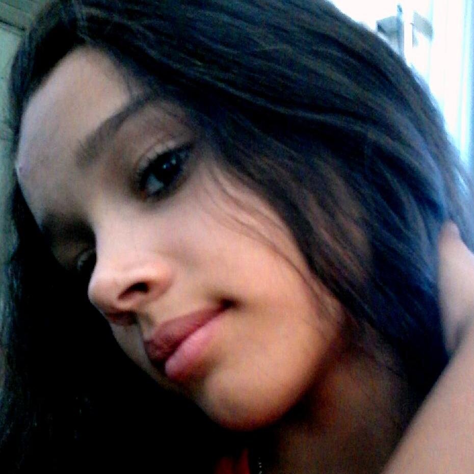♥ De todos os loucos do mundo eu quis vc, porque sua loucura parece um pouco a minha ♥ _Clarice_Falcão ♥