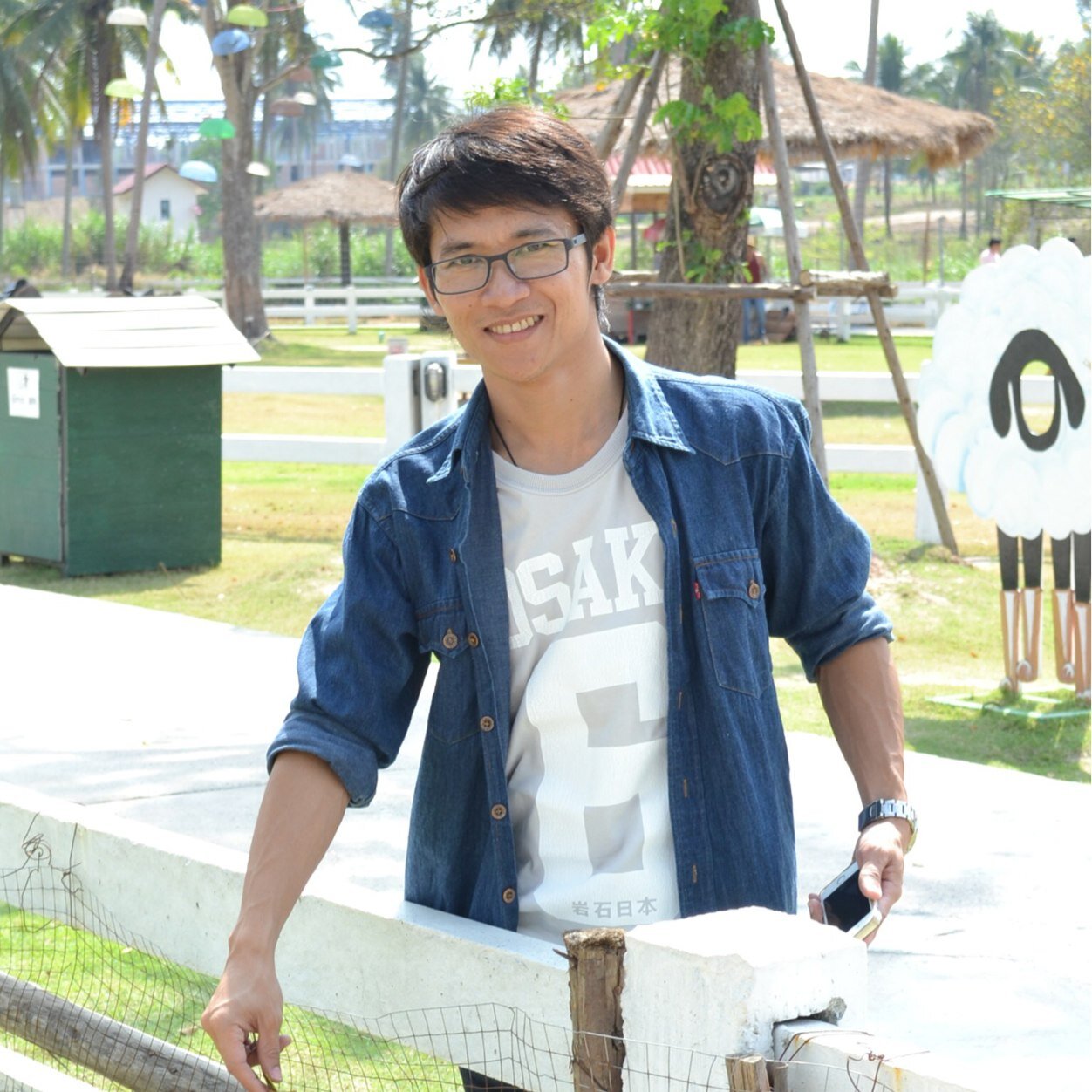 tangnet's profile picture. 