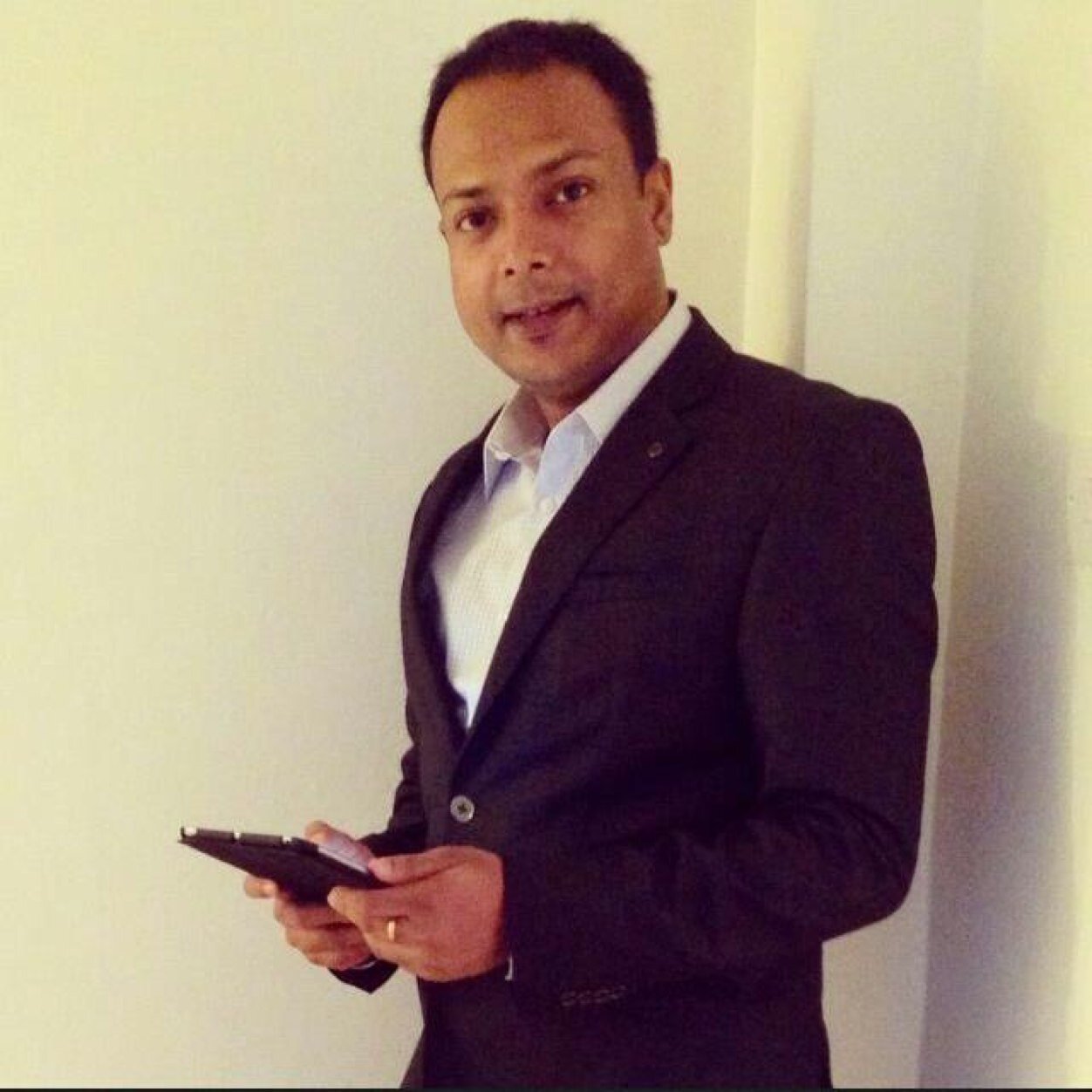 Managing Director at Keymail International Logistic Services. Business Consultant and advisor.