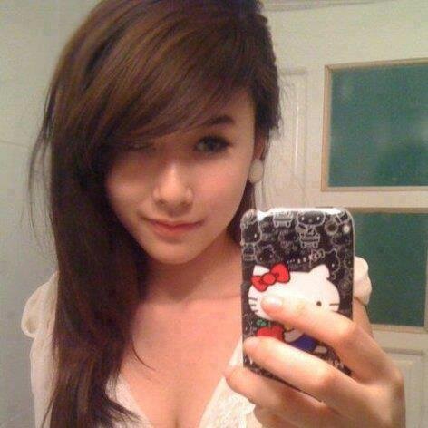 Chinese-Indonesian Girl but still love Indonesia forever.
