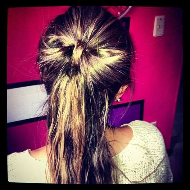 Peinados y Trenzas a domicilio.    cel: 3166284795, correo: danio_19@hotmail.com , iMessage: danielaor19@outlook.com #PeinadoDelDia #PeinadosADomicilio