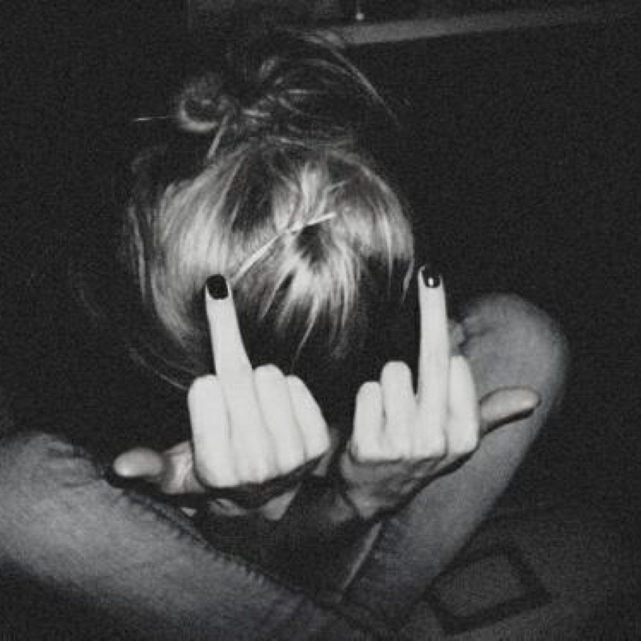 Here is where you can bitch about anything and everything. f_mylife101@yahoo.com *****Warning judgements are made*****