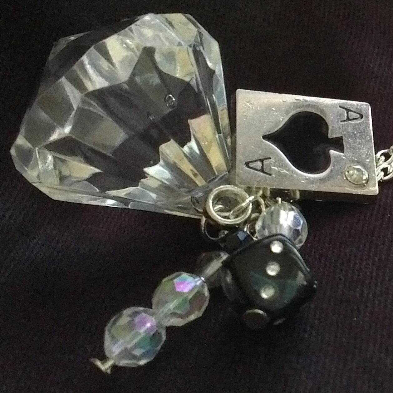 roswynwrites's profile picture. Writer by day, writer by night. Bunny-mum. Book lover.  Owner of TwoBunnyBracelets http://t.co/Q7qGxv14nt