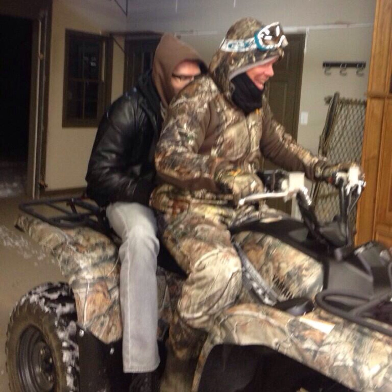 Aint no mountain high, Aint no valley low, im just rolling by, my only speed is go #Ladies4wheela