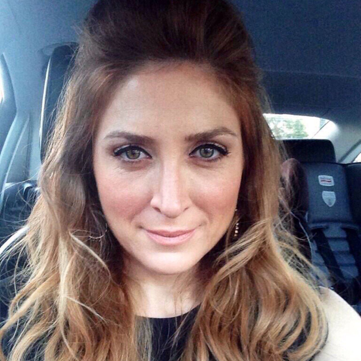 Special Agent at the NCIS. Mama of @SofiaRST_ and #Pregnant (Rp account)