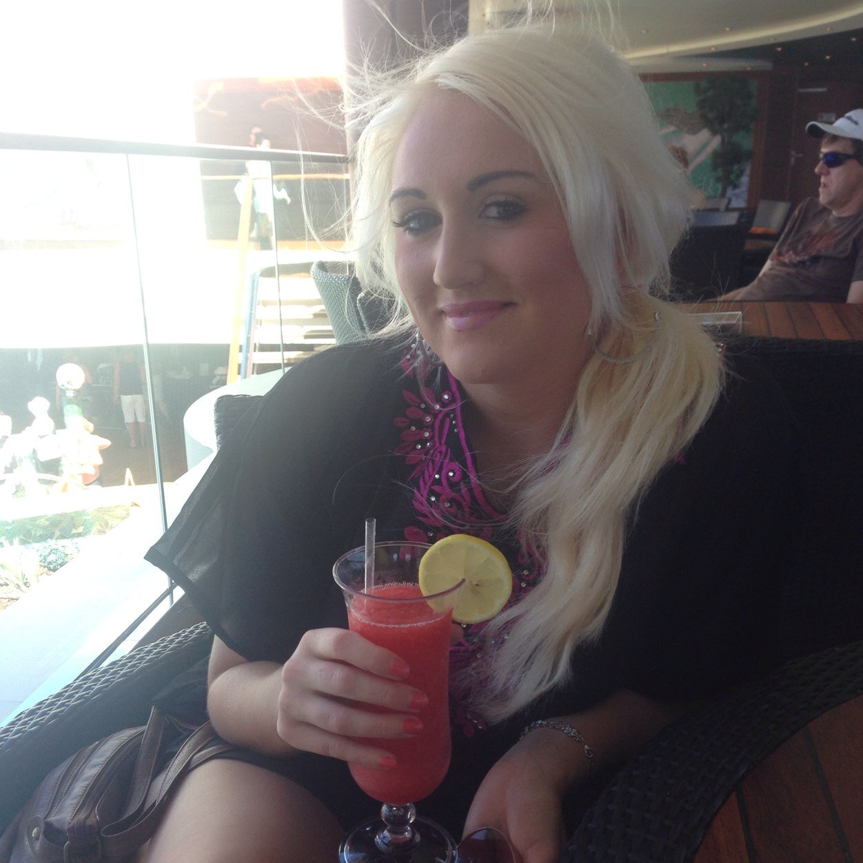 gracehoward87's profile picture. Life isnt about finding yourself, its about creating yourself!