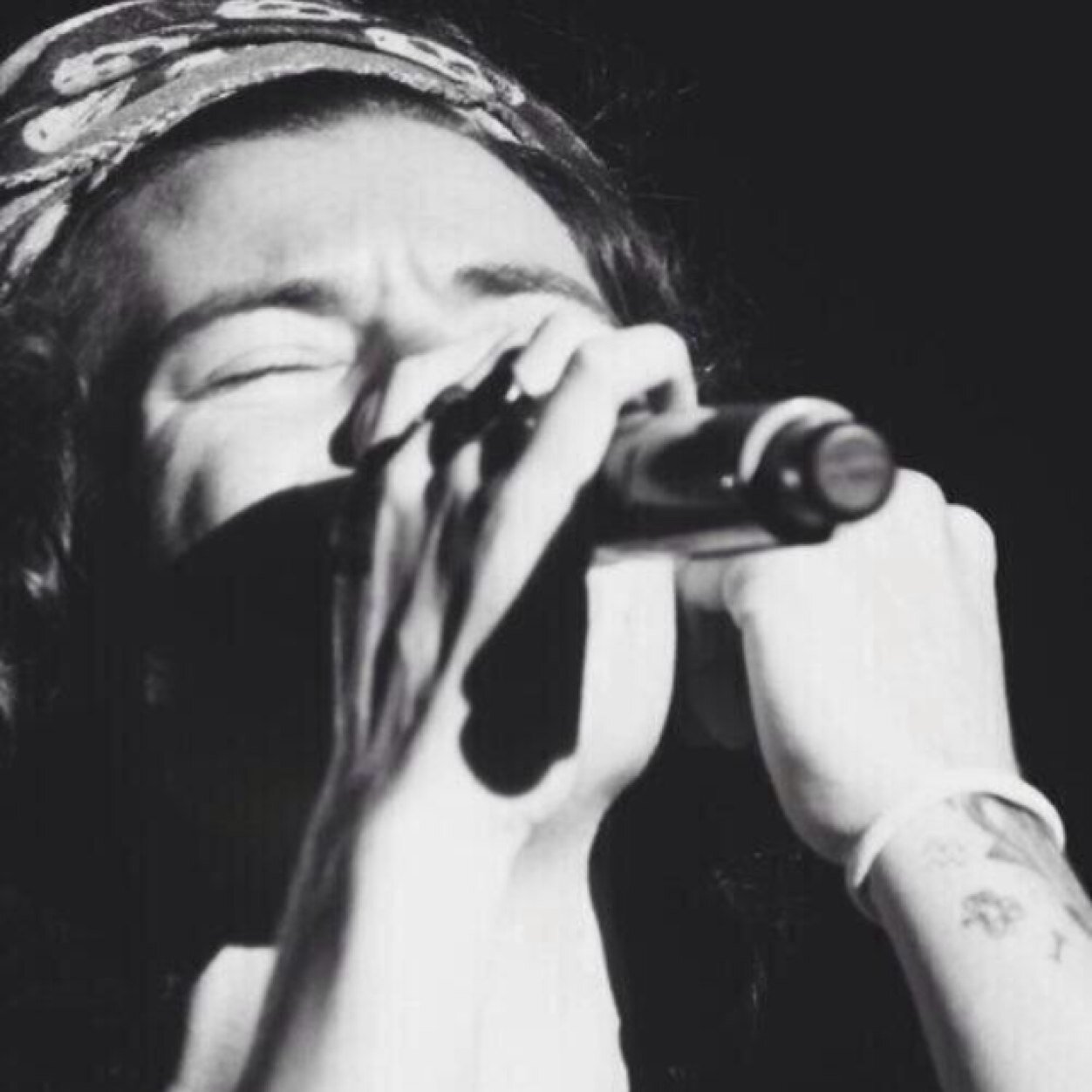 styles_ww's profile picture. Im 1/5 of One Direction. And I have a thing for music.