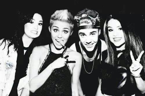 PffLeiaABioILY's profile picture. amr segui ah @5sosjelena obg mesmo ily