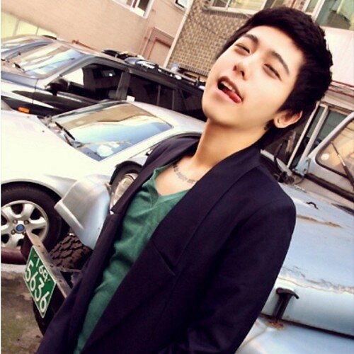 เมื่อมึงร้อน มึงผลักไสกู แต่เมื่อไหร่ที่มึงหนาว มึงต้องการกูยิ่งกว่าอะไรทั้งสิ้น เพราะกูคือผ้าห่ม ที่ทำให้มึงอบอุ่น #fabfamWGM #now @2RTW4YZ