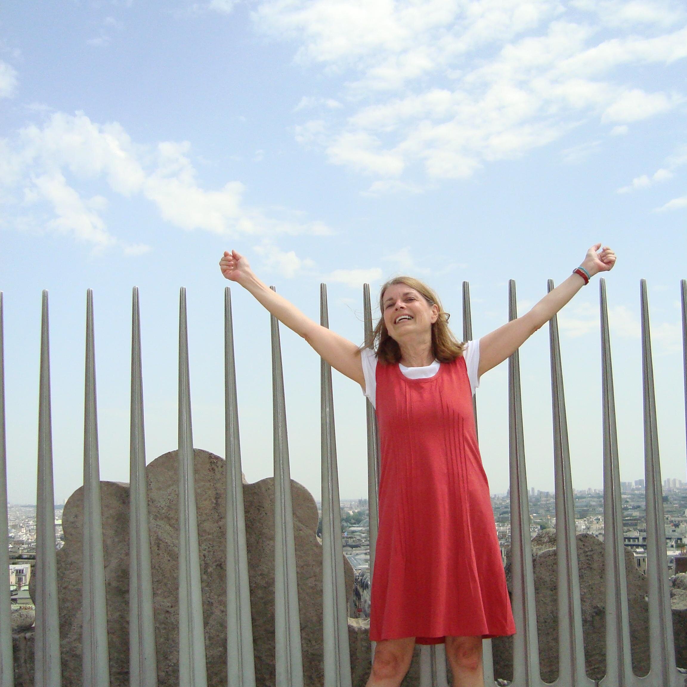 High school teacher, ardent St. Louis Cardinals fan, passionate francophile, militant grammarian.