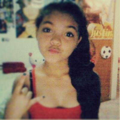 Imallyoursbiebs's profile picture. 25.