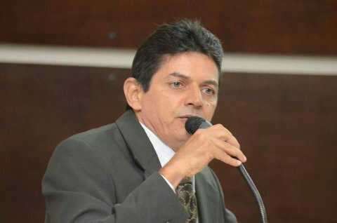 Estou vereador de Roo. Obrigado pela visita. Este é um espaço democrático p/ debatermos nossa cidade, MT e país. Participe com comentários, sugestões e critica.