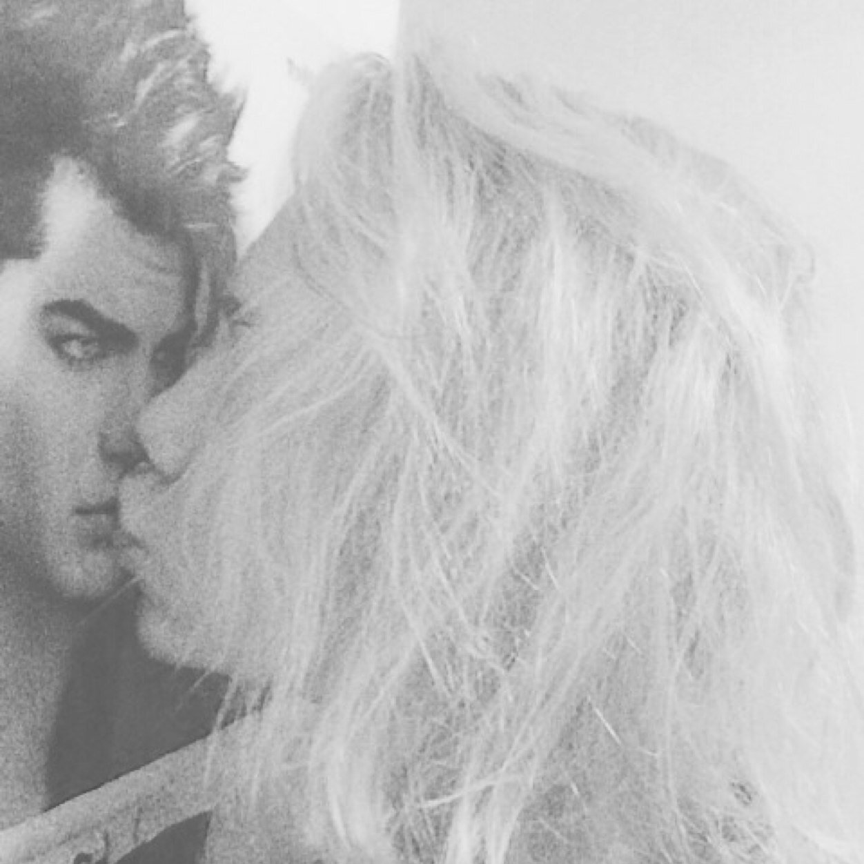 Hey! im a Glambert, and i love Adam Lambert more than anything.
Kik/instagram: tinjalambert