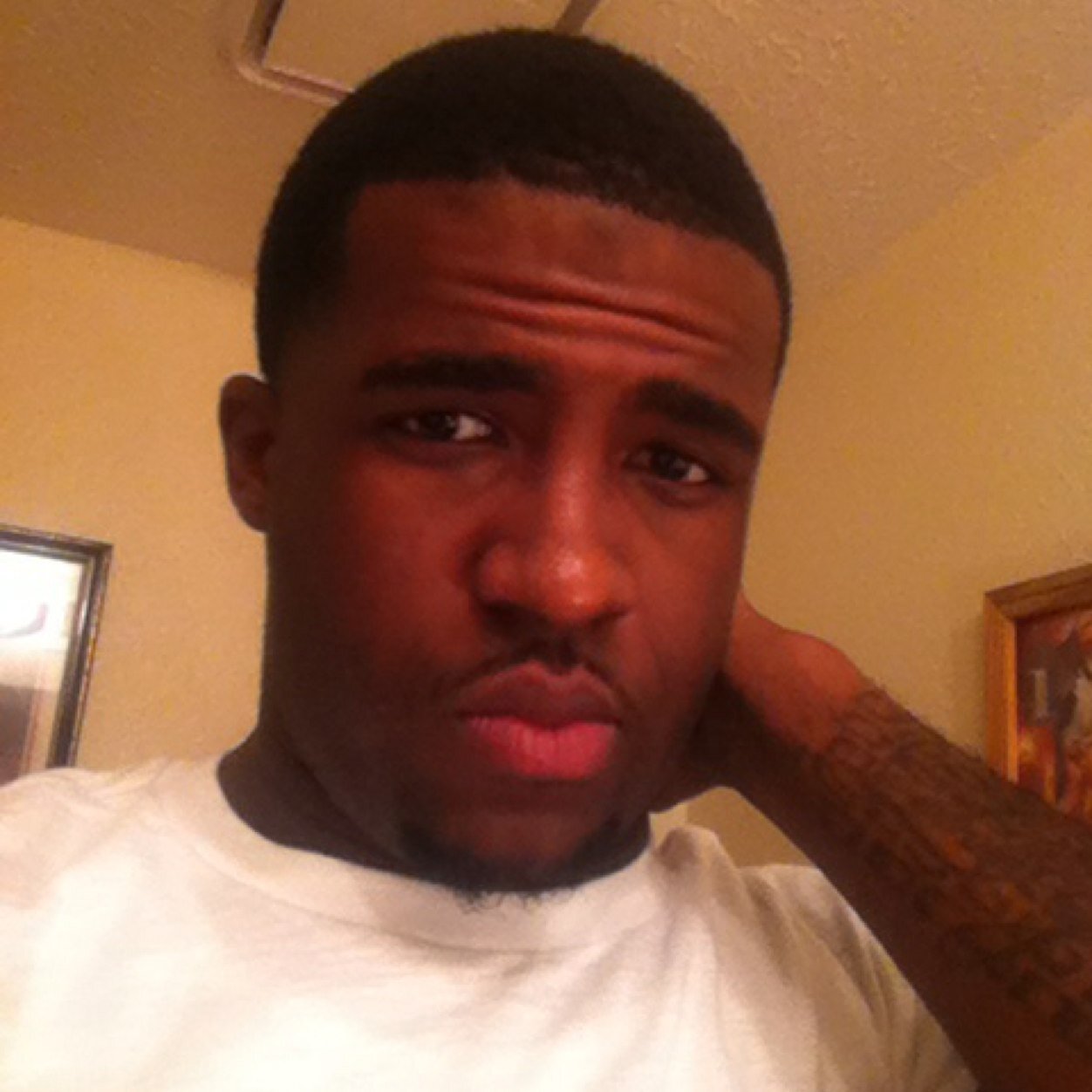 trelb7's profile picture. Im a laid back ass dude,great personality,outgoing anything else just get at me........ dont take no bullshit