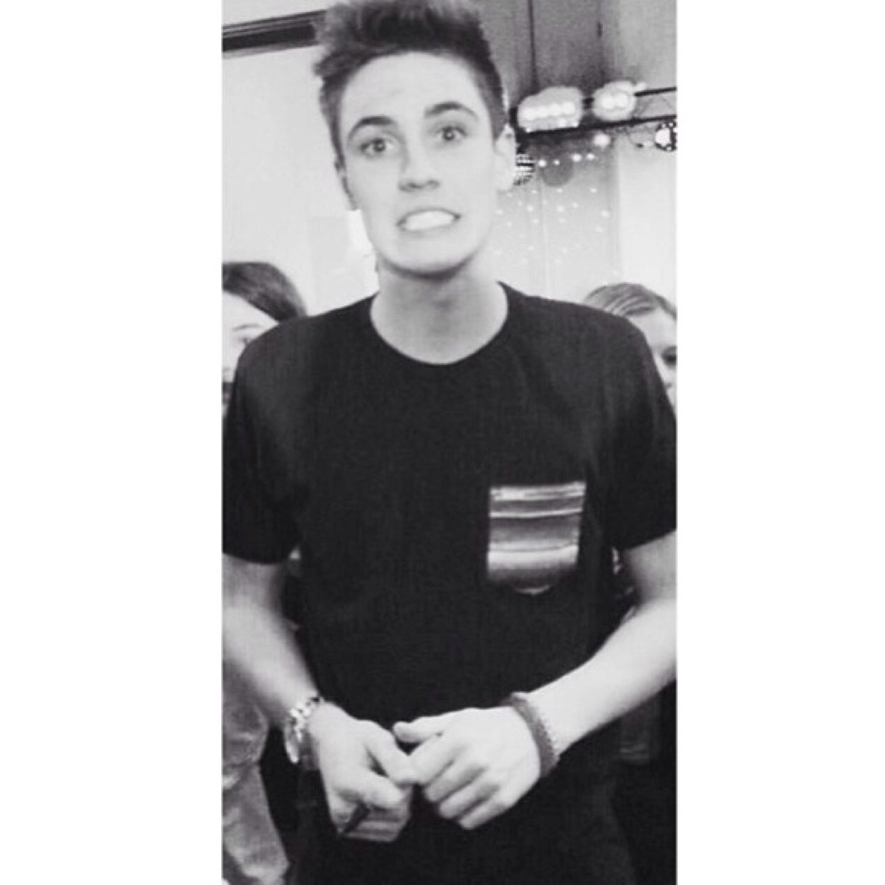 Please do me a huge favor and go follow @sannywilk